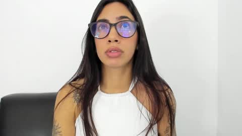 daniela villamizar online show from 12/10/24, 07:22