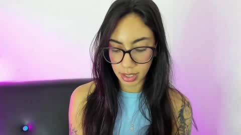 daniela villamizar online show from 12/14/24, 05:14