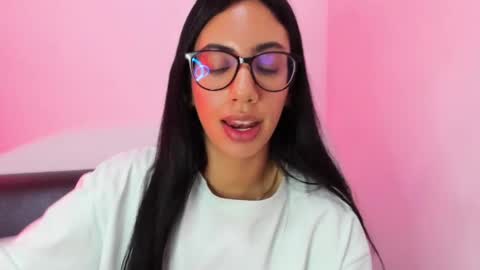 daniela villamizar online show from 01/09/25, 06:36