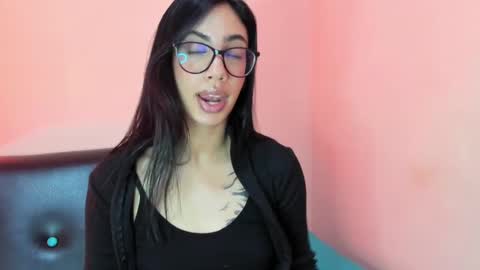 daniela villamizar online show from 01/14/25, 03:04