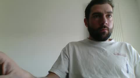 Snapshot of bdemwi2588 chatting on 02/02/25, 02:02 bdemwi2588 online show from 02/02/25, 02:02