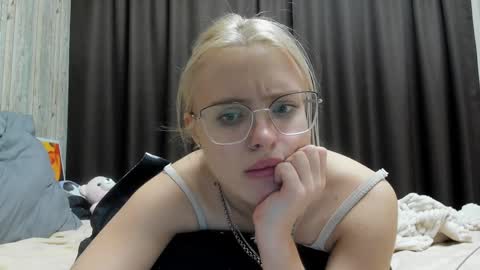 Snapshot of be_daddy chatting on 12/07/24, 06:04 Summer BABY online show from 12/07/24, 06:04