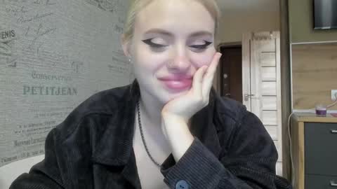 Snapshot of be_daddy chatting on 12/14/24, 06:52 Summer BABY online show from 12/14/24, 06:52
