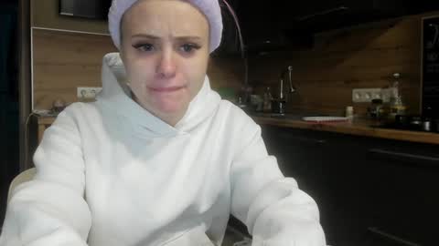 Snapshot of be_daddy chatting on 12/28/24, 12:35 Summer BABY online show from 12/28/24, 12:35
