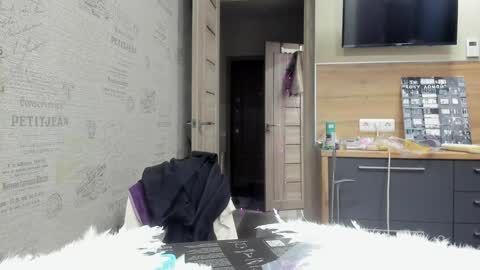 Snapshot of be_daddy chatting on 01/19/25, 07:37 Summer BABY online show from 01/19/25, 07:37