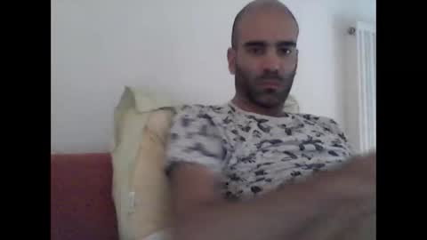 bear14250949 online show from 10/22/25, 10:59