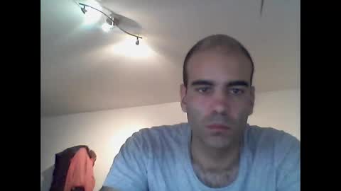 bear14250949 online show from 11/03/25, 09:10