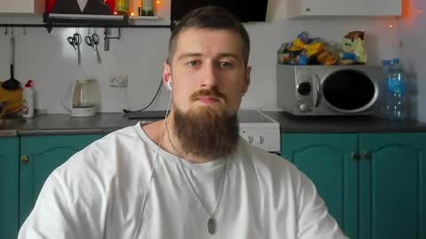 Zeus online show from 12/04/24, 07:23