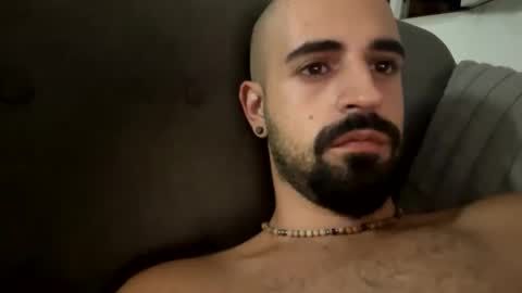 Ask me online show from 10/06/25, 09:56