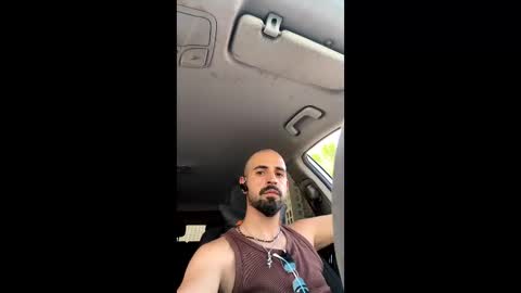 Ask me online show from 11/05/25, 08:58