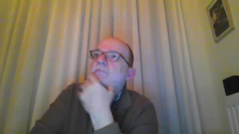 Snapshot of beardman916444 chatting on 02/06/25, 06:46 Beardman online show from 02/06/25, 06:46
