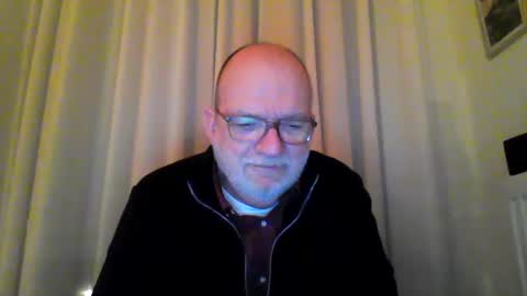 Snapshot of beardman916444 chatting on 03/11/25, 06:41 Beardman online show from 03/11/25, 06:41