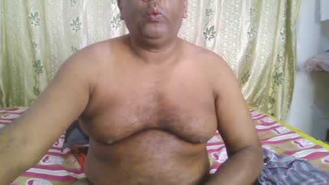 Snapshot of beargryzzly chatting on 12/14/24, 02:53 Grizzly online show from 12/14/24, 02:53