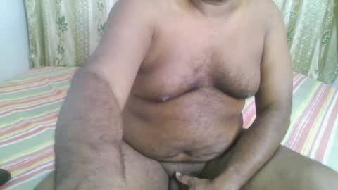 Snapshot of beargryzzly chatting on 12/23/24, 07:09 Grizzly online show from 12/23/24, 07:09