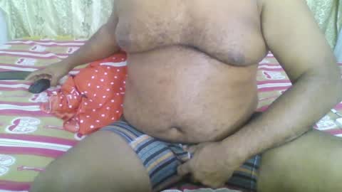 Snapshot of beargryzzly chatting on 12/28/24, 03:26 Grizzly online show from 12/28/24, 03:26