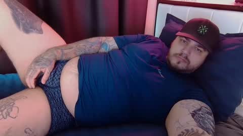 Snapshot of bearway30 chatting on 02/03/25, 11:31 Bearway31 online show from 02/03/25, 11:31