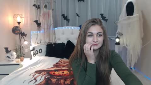 beataangel online show from 10/16/25, 06:58