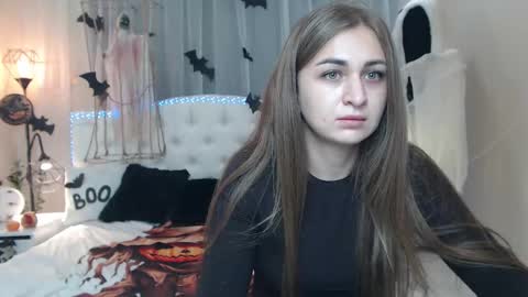 beataangel online show from 10/29/25, 07:54