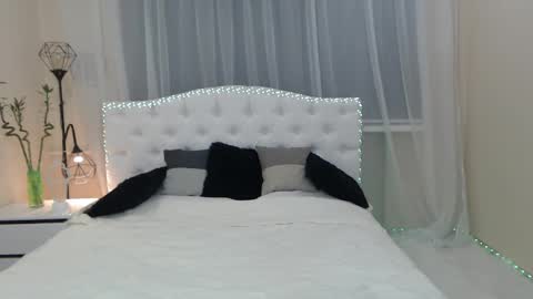 beataangel online show from 11/10/25, 06:56