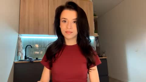 Snapshot of beatriceesmond chatting on 11/13/25, 07:18 Katie online show from 11/13/25, 07:18