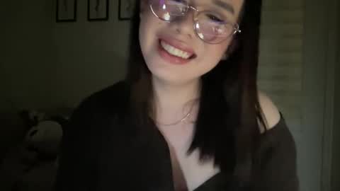 Snapshot of beautiful_lust69 chatting on 12/18/24, 02:17 Sweet Aya online show from 12/18/24, 02:17