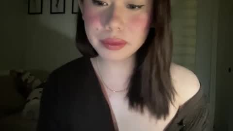 Snapshot of beautiful_lust69 chatting on 01/04/25, 01:21 Sweet Aya online show from 01/04/25, 01:21