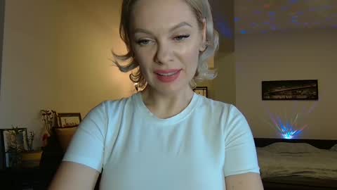 Snapshot of beautifulkollettee chatting on 02/01/25, 12:26 Beautifulkollette online show from 02/01/25, 12:26