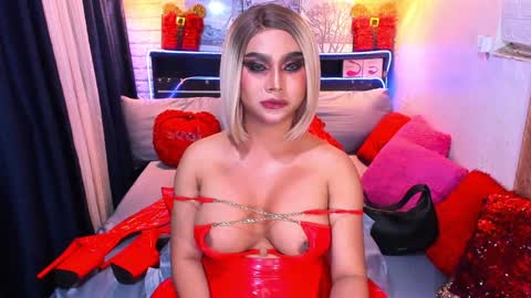 Queen Alexa online show from 01/16/25, 02:30