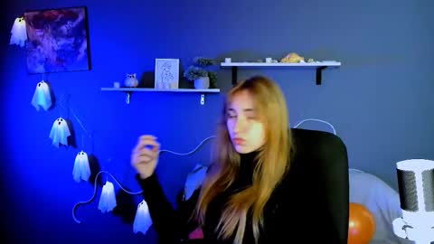 beauty_ginger online show from 10/27/25, 09:35