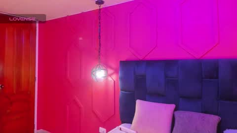 Chantall online show from 10/09/25, 11:41