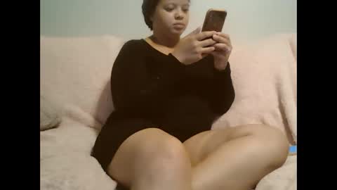 Snapshot of beautyloves chatting on 10/13/25, 10:32 Beauty online show from 10/13/25, 10:32