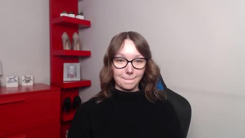 Zoe online show from 02/14/25, 07:49