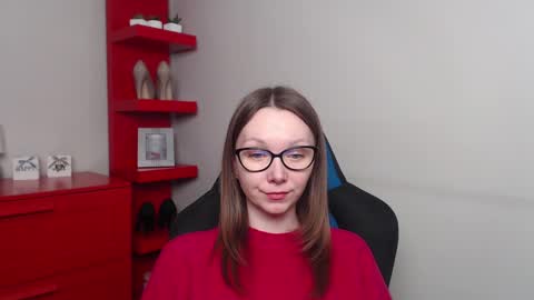 Zoe online show from 02/17/25, 07:26