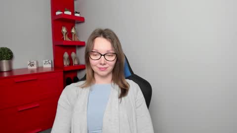 Zoe online show from 10/10/25, 07:29