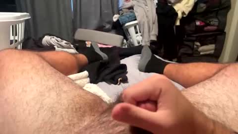 Snapshot of beaverwatcher chatting on 11/13/25, 10:08 beaverwatcher online show from 11/13/25, 10:08