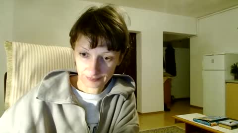Raluca online show from 12/25/24, 05:26