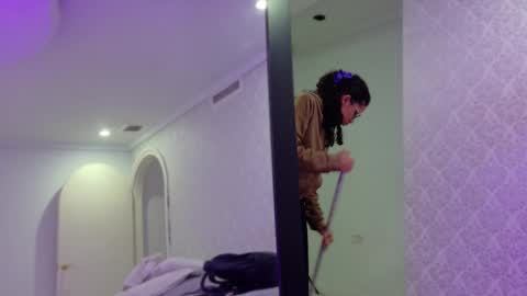 BeccaRed online show from 10/21/25, 11:00