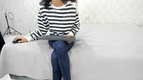 BeccaRed online show from 11/11/25, 10:59