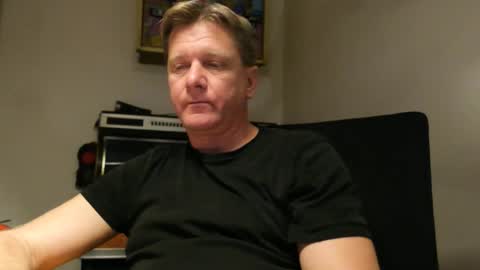 beefeater_7 online show from 11/23/25, 09:36