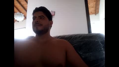 Snapshot of beefypecs_10 chatting on 02/07/25, 08:42 Criss2fer online show from 02/07/25, 08:42