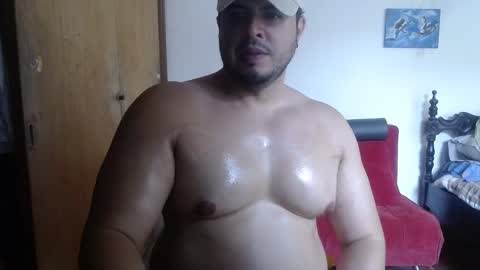Snapshot of beefypecs_10 chatting on 03/05/25, 08:53 Criss2fer online show from 03/05/25, 08:53