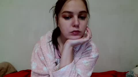Snapshot of behappy4self chatting on 12/27/24, 06:24 fuckharddadyback online show from 12/27/24, 06:24