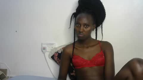 Snapshot of beib_love chatting on 12/13/24, 03:00 beib_love online show from 12/13/24, 03:00