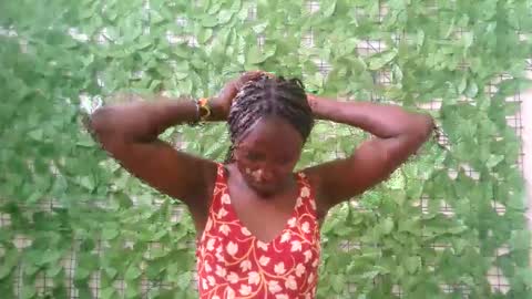 Snapshot of beib_love chatting on 10/13/25, 01:44 beib_love online show from 10/13/25, 01:44