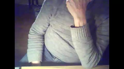 Snapshot of bekklove1 chatting on 02/07/25, 03:41 bekklove1 online show from 02/07/25, 03:41