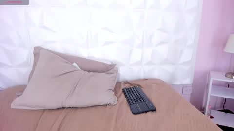 Snapshot of belaizza chatting on 11/05/25, 07:58 belaizza online show from 11/05/25, 07:58