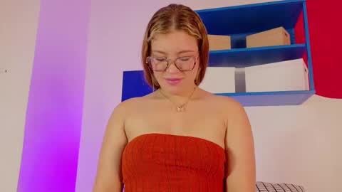 Snapshot of belamiller chatting on 11/18/25, 11:47 BELA online show from 11/18/25, 11:47