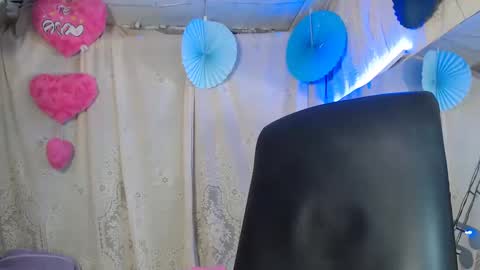 Snapshot of belinda_luna_ chatting on 01/03/25, 11:55 modelo independiente online show from 01/03/25, 11:55
