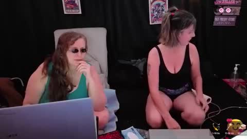 Bella James online show from 11/09/25, 04:05