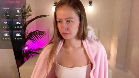 bella_li__ online show from 11/09/25, 01:59